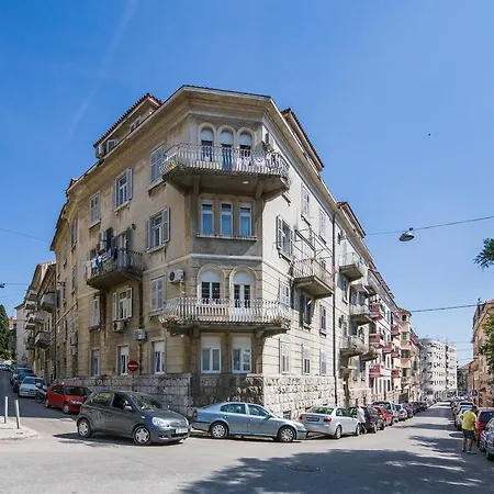 Pensjonat Horizon 3*