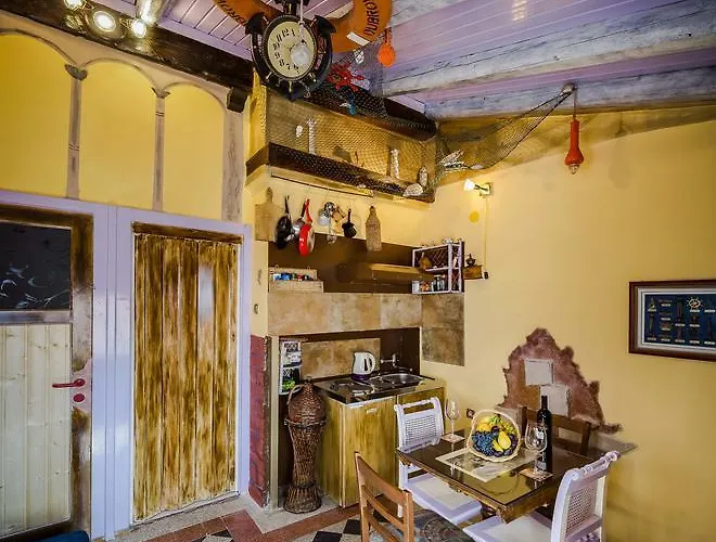 Guest house Horizon Split